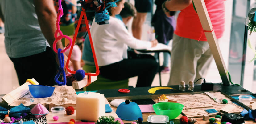 making-crafts-at-library