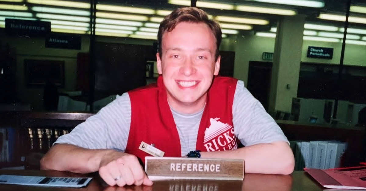 Covering-the-Social-Sciences-Reference-Desk-in-1996